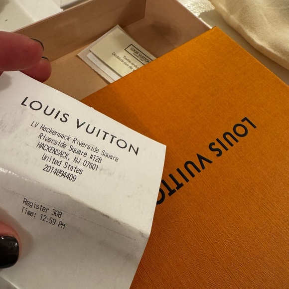 Men’s Louis Vuitton fold Wallet Damier Graphite pattern - Picture 2 of 6